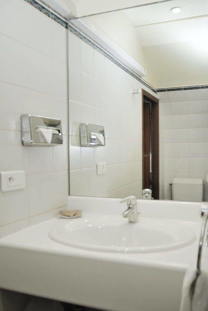 Hotel Hospitel Παρίσι Εξωτερικό φωτογραφία